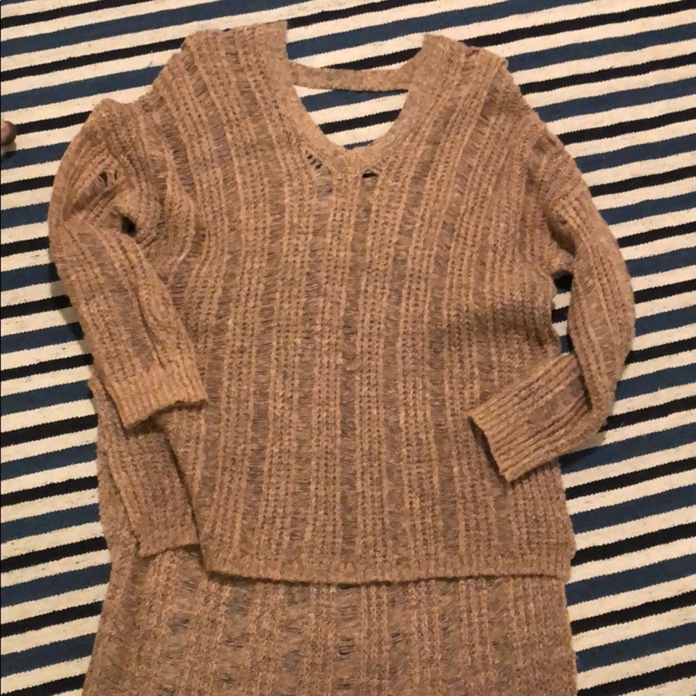 Oversized high- low sweater